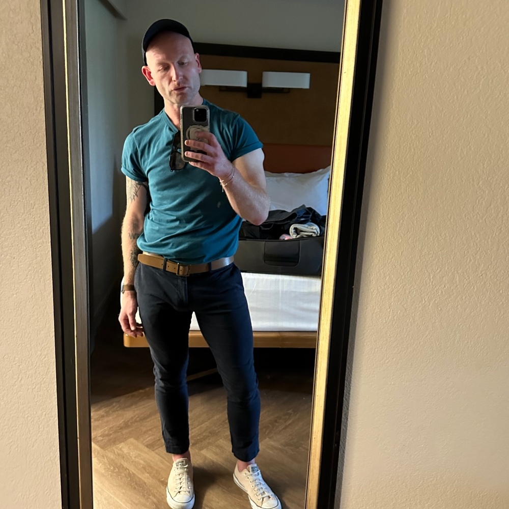 Meet your Posher, Travis